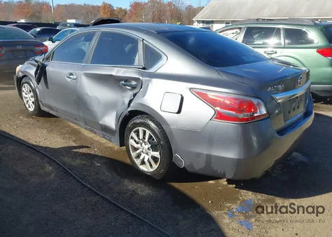 2015 Nissan Altima 2.5/2.5 S/2.5 Sl/2.5 Sv z USA, uszkodzony, nr VIN 1N4AL3AP0FN314970